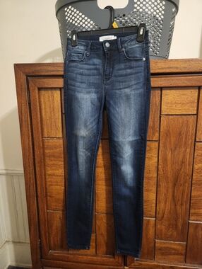 Carly Jean Los Angeles Skinny Jeans